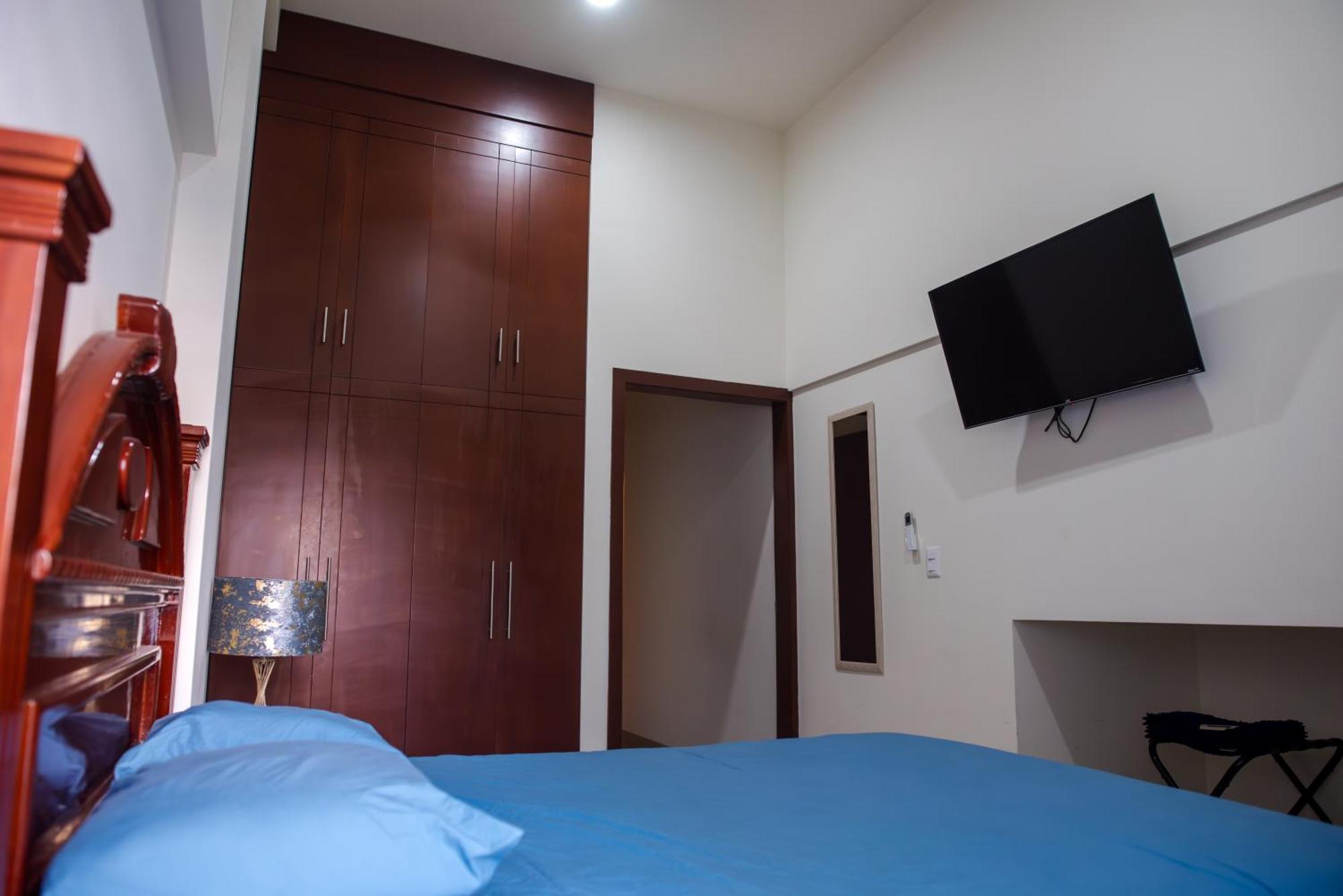 2Br-3Ba Condo Block From Beach W Rooftop Jacuzzi 马萨特兰 外观 照片