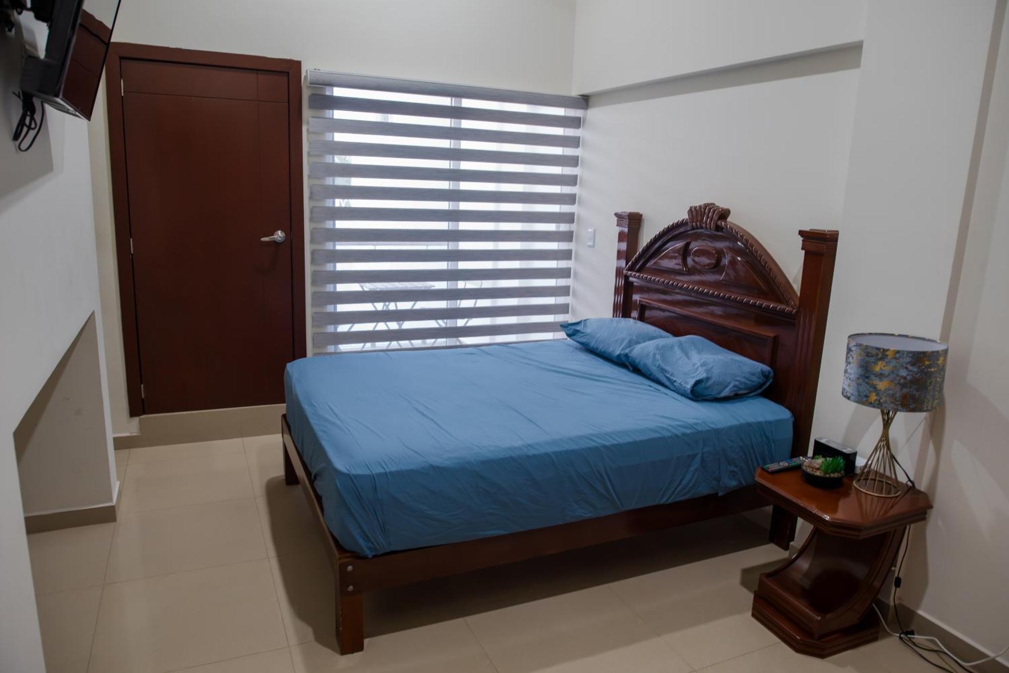 2Br-3Ba Condo Block From Beach W Rooftop Jacuzzi 马萨特兰 外观 照片